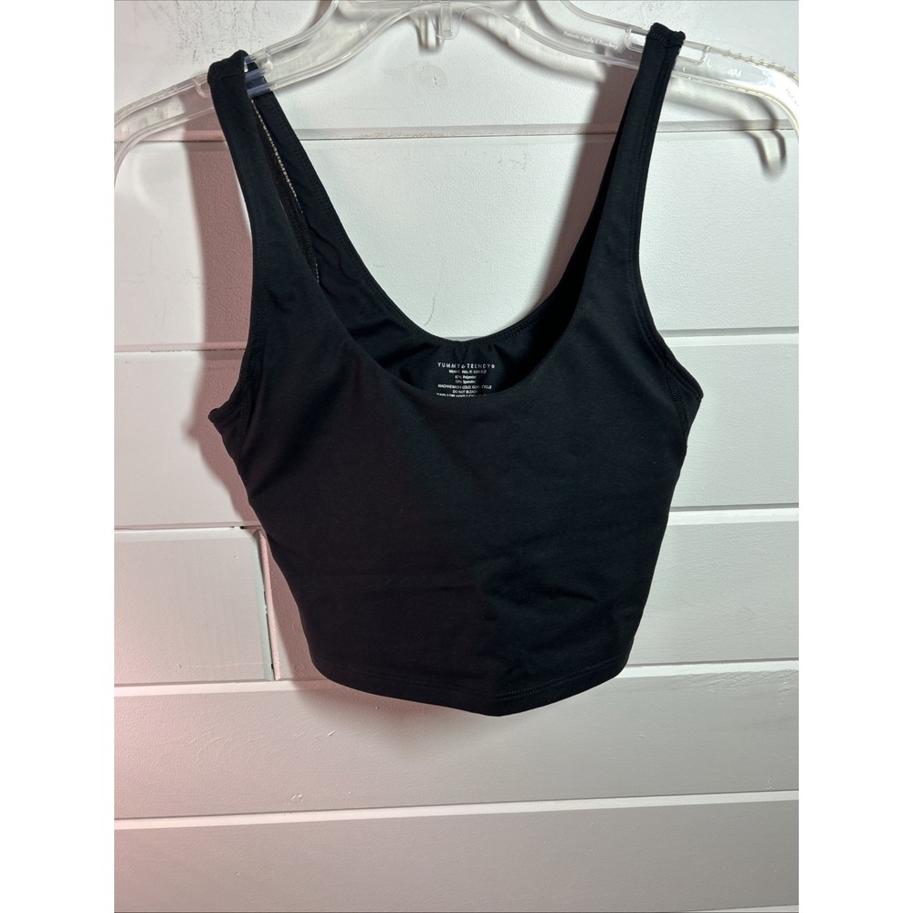 NWOT Yummy & Trendy Workout Bra Top Size Small Black MRSP $59